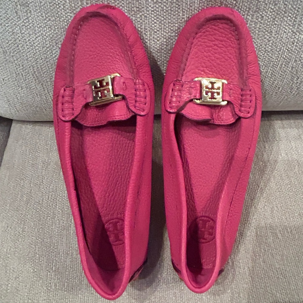 Tory Burch Fuchsia Loafers with Gold Accent